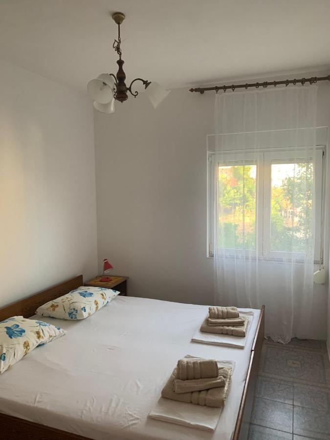Apartment Jure Trogir Eksteriør billede