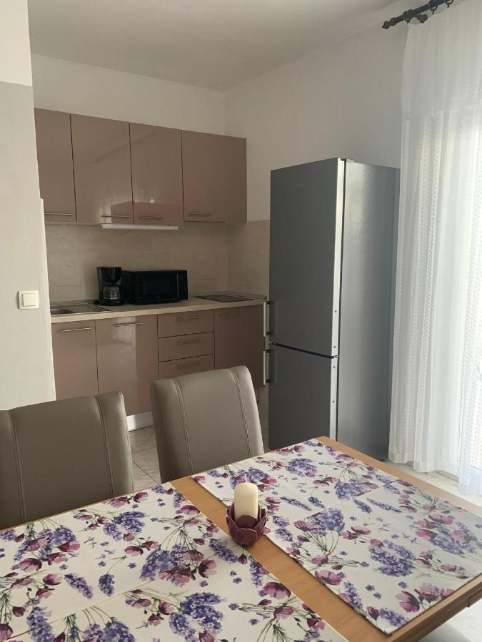 Apartment Jure Trogir Eksteriør billede